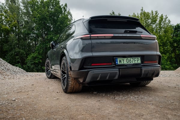 Porsche Cayenne S Electric.
