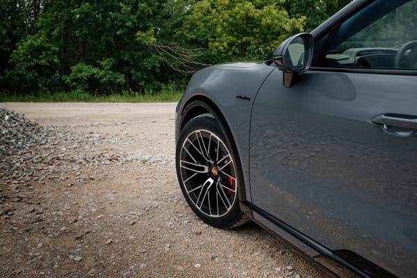Porsche Cayenne S Electric.
