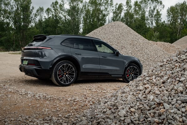 Porsche Cayenne S Electric.