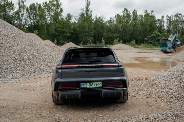 Porsche Cayenne S Electric.
