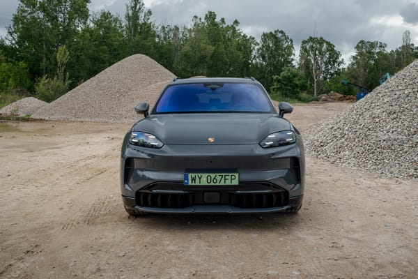 Porsche Cayenne S Electric.