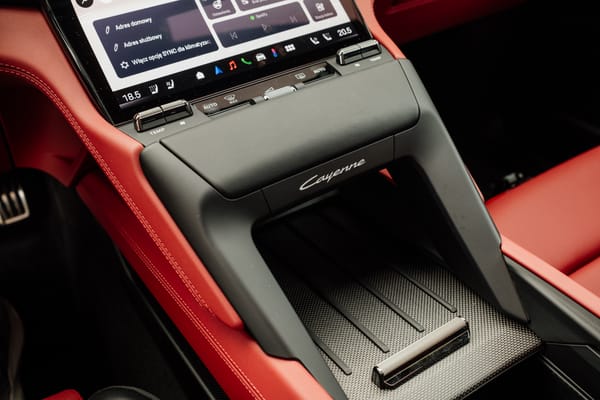 Porsche Cayenne S Electric.