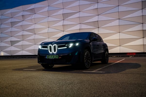 BMW iX3 50.