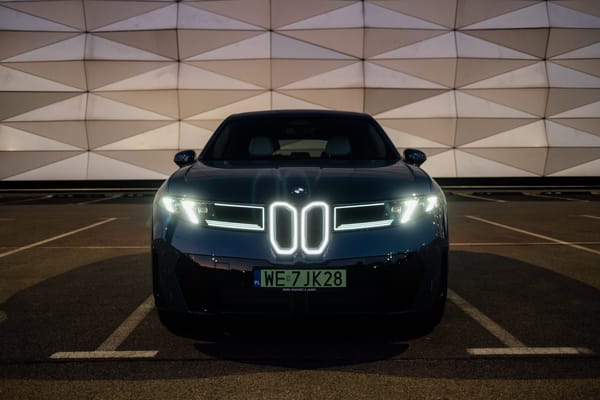 BMW iX3 50.