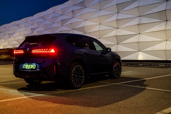 BMW iX3 50.