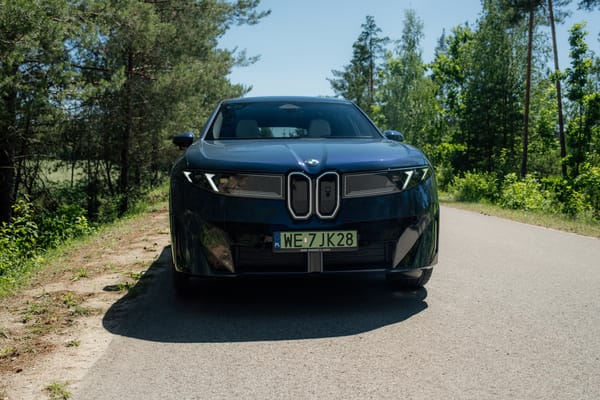 BMW iX3 50.