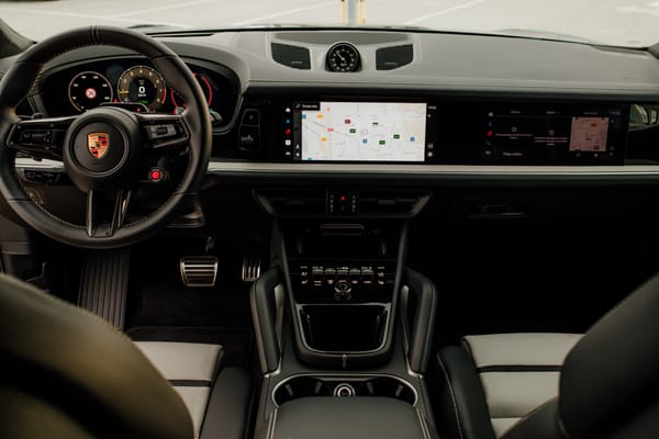 Porsche Cayenne Turbo E-Hybrid Coupé z pakietem GT.