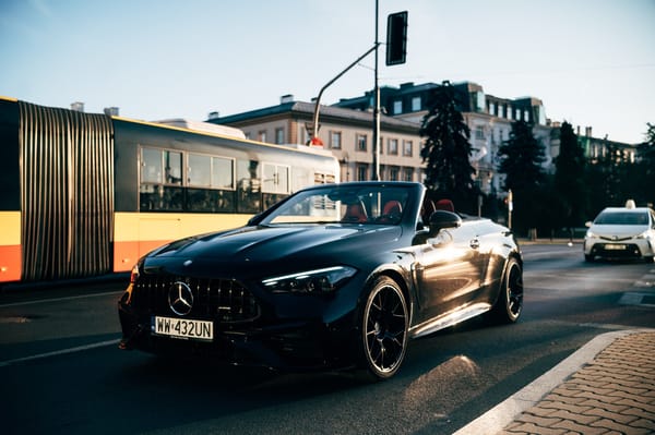 Mercedes-AMG CLE 53 Kabriolet.