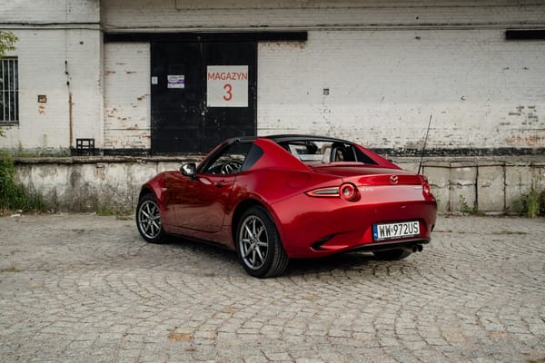 Mazda MX-5.