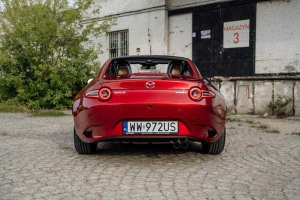 Mazda MX-5.