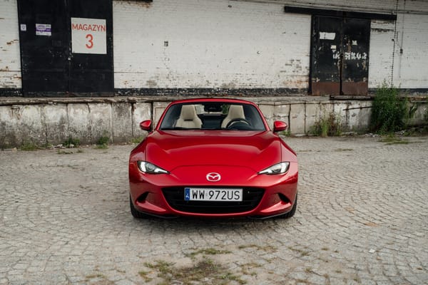 Mazda MX-5.