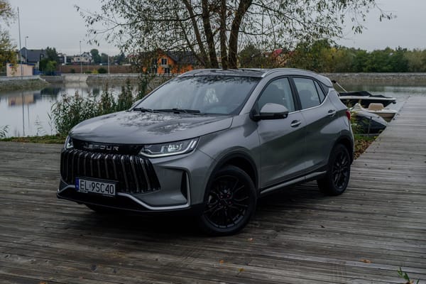 Jetour X50.