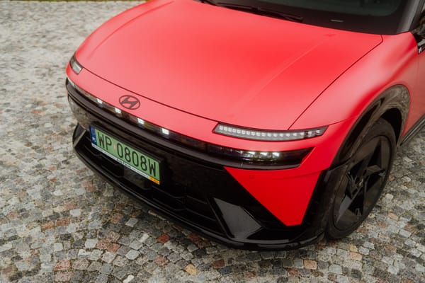 Hyundai Ioniq 3.
