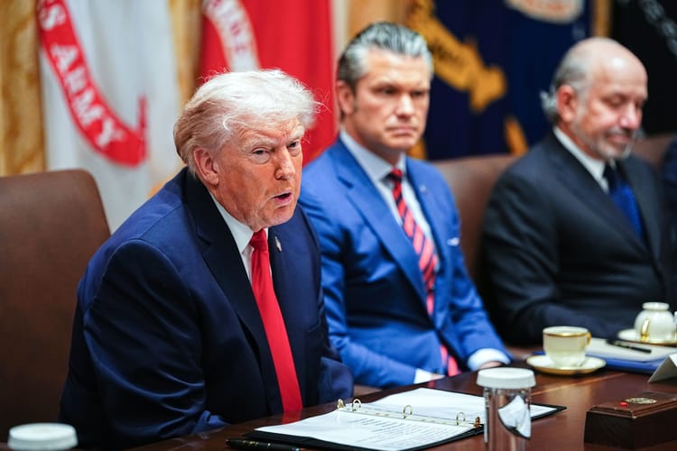 Donald Trump o czasowym wstrzymaniu bombardowań Ukrainy.