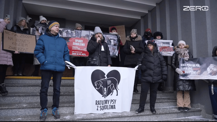 Protest w Sobolewie. (fot. Kanał Zero/YT)