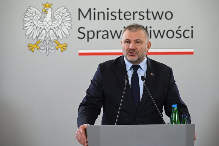 Waldemar ÂŻureWarszawa, 12.02.2026. Minister sprawiedliwoÂści, prokurator generalny Waldemar ÂŻurek na konferencji prasowej w siedzibie Ministerstwa SprawiedliwoÂści w Warszawie, 12 bm. Tematem spotkania byÂło "Fundusz SprawiedliwoÂści oraz specjalizacja prokuratorska w zakresie popeÂłniania przestĂŞpstw motywowanych uprzedzeniami". (mr) PAP/Radek Pietruszkak