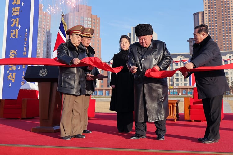 Kim Dzong Un z córką Dzu Ae