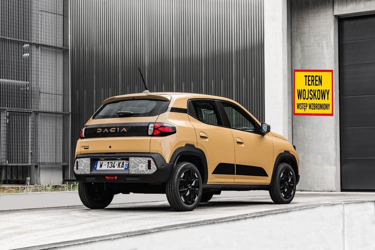 dacia-spring-wojskowy