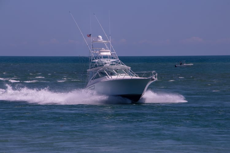 Off,Shore,Boat,Approaching,Land,In,Florida