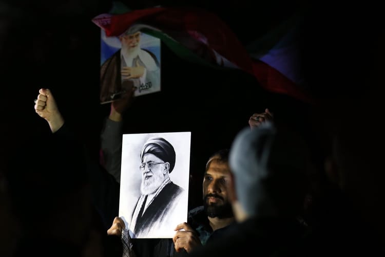 Protesty w Bagdadzie po ataku na Iran