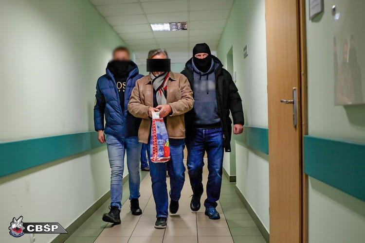 Centralne Biuro Śledcze Policji zatrzymało Ralfa G. podejrzanego o korupcję przy kontraktach NATO i USA. (fot. CBŚP)