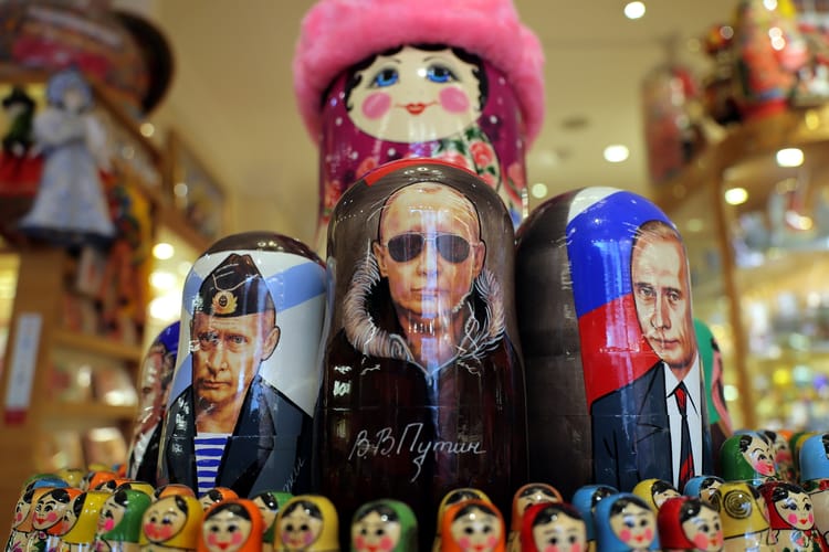 Matrioszki w sklepie w Moskwie