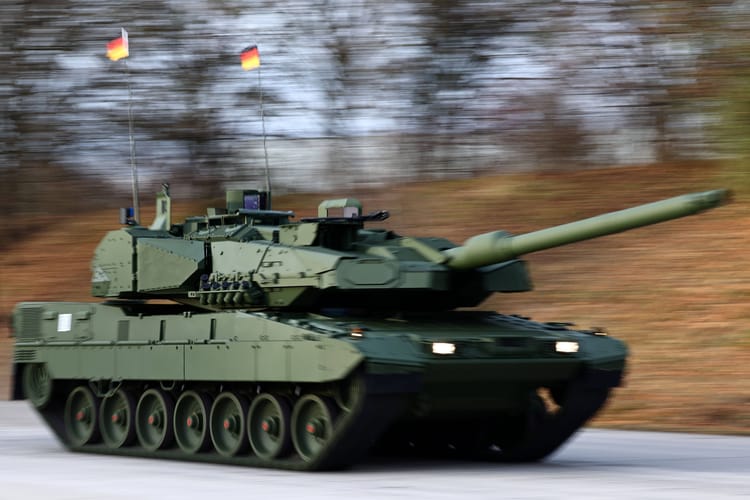 Czołg Leopard 2A8.