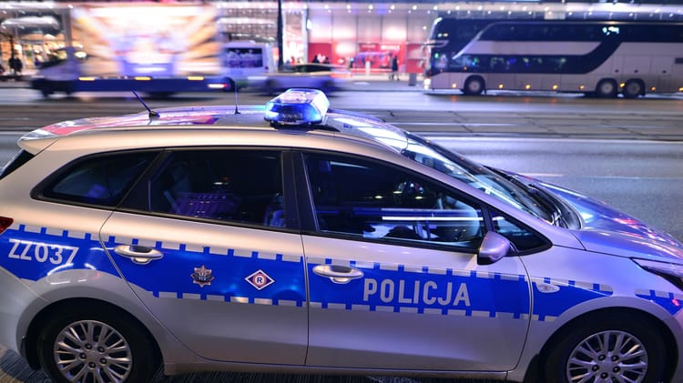 Zamiast pieniędzy, pocięte gazety. 72-latka z Puław przechytrzyła oszustów