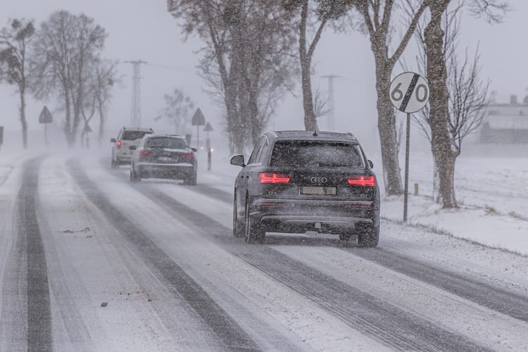 Trudne warunki na drogach