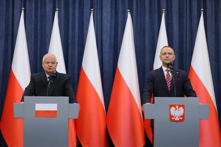 Karol Nawrocki, Adam Glapiński