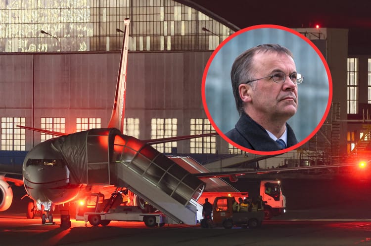 Rząd obudził się w piąty dzień wojny? Poseł PiS manipuluje.