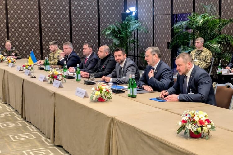 Trójstronne negocjacje pokojowe Ukraina-Rosja-USA.