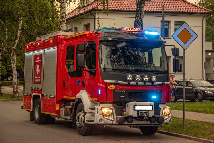 Wóz straży pożarnej.