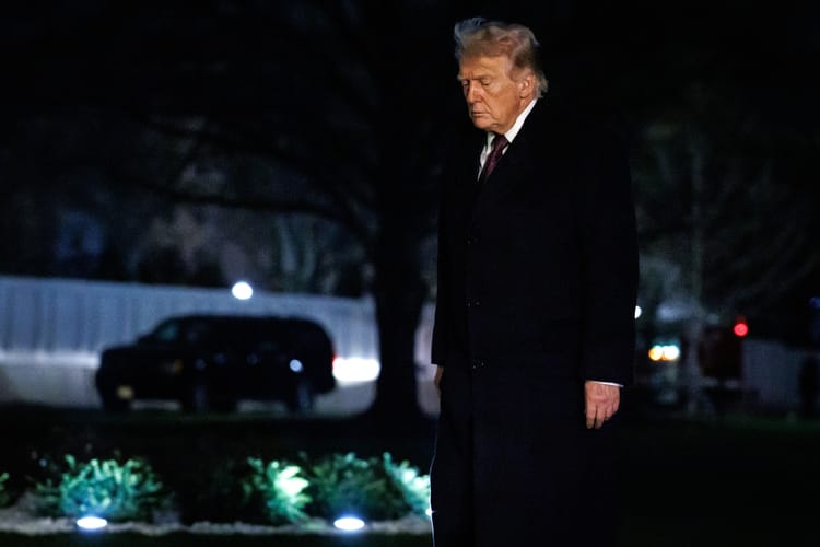 Prezydent USA po powrocie do Białego Domu.