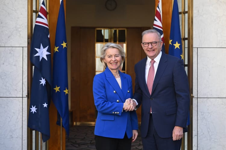 Szefowa KE Ursula von der Leyen i premier Australii Anthony Albanese