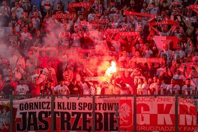 Polacy przejęli Sztokholm! „Szwecja tu, Szwecja tam…” [WIDEO]