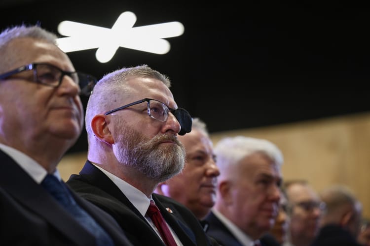 Grzegorz Braun na kongresie w Łochowie. PAP/Przemysław Piątkowski