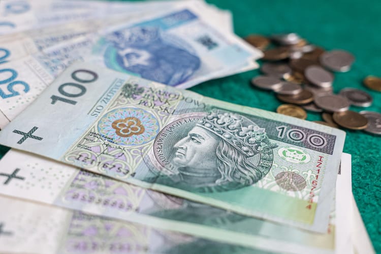 Mediana wynagrodzeń w gospodarce narodowej w październiku 2025 r. wyniosła 7 414 zł