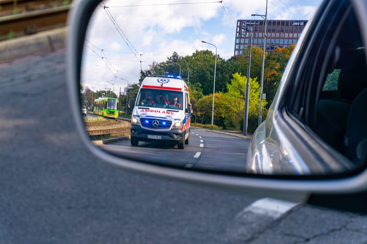Pięciomiesięczne niemowlę trafiło do szpitala w Poznaniu z poważnymi urazami głowy.
