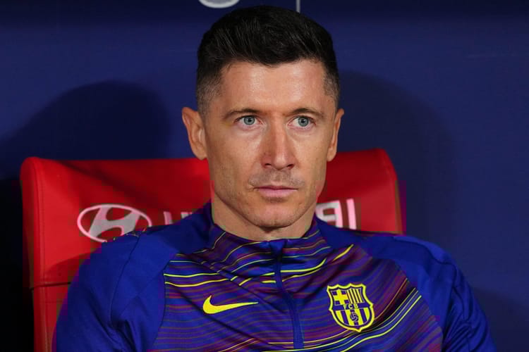 Lewandowski pozbył się niesławnej agencji. Co z długami?