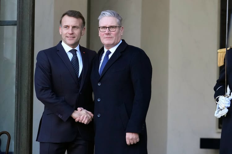 Spotkanie "koalicji ch?tnych" w Pary?u