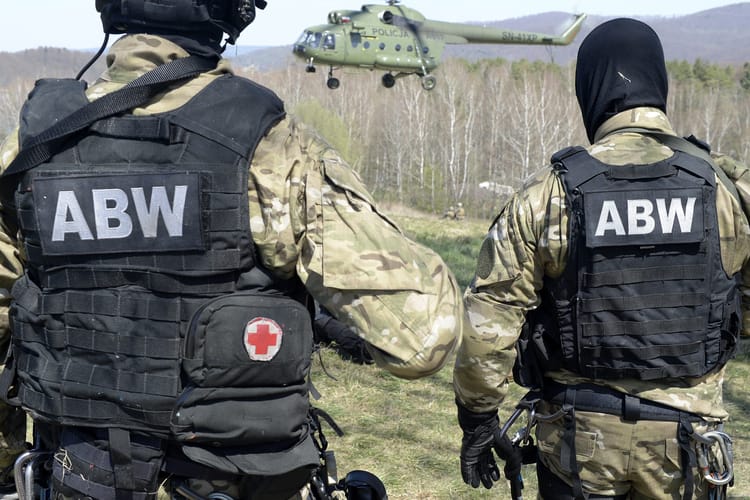 „Niemądry konflikt się kończy”. Po decyzji prezydenta ws. nominacji w ABW.