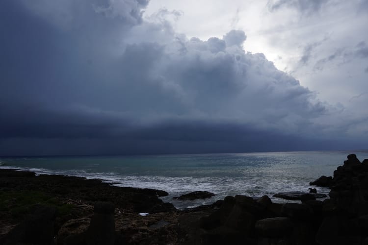 Taifun,Hato,Hitting,Taiwan