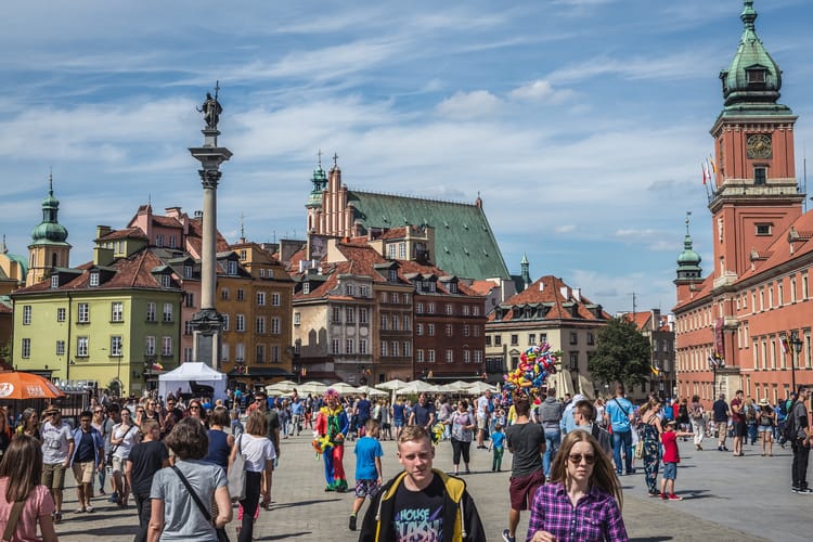 Warsaw,,Poland,-,August,1,,2015:,Castle,Square,,Sigismund,Column