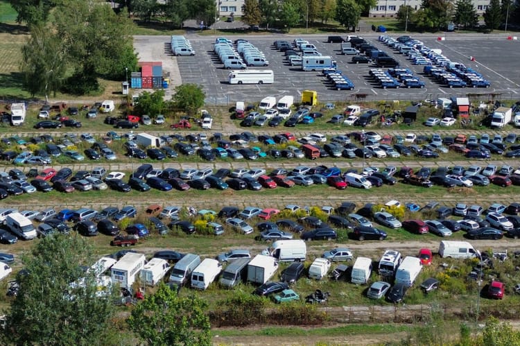 Policyjny parking depozytowy w Warszawie