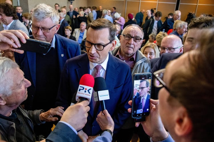 Kret w kierownictwie Prawa i Sprawiedliwości? Polityk PiS zaprzecza i uderza w Morawieckiego.