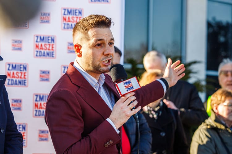 Spotkanie z cyklu "Zmie? nasze zdanie" w Olsztynie