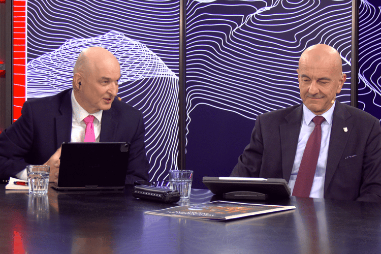 2026-04-27_scena_18-02-02