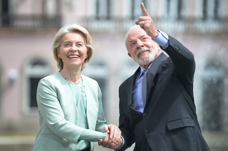 Od 1 maja br. tymczasowo stosowana będzie umowa handlowa między UE a krajami Mercosur. Na zdj. szefowa KE Ursula von der Leyen i prezydent Brazylii Luiz Inácio Lula da Silva