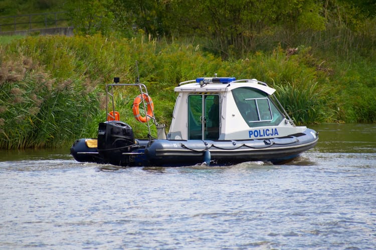 wypadek, jezioro, policja
